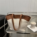 Minimalistische gewebte Tragetasche in Creme mit braunem Lederbesatz und Griffen - Groß / Beige-Braun