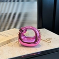 Mini doughnut-shaped metallic purple acrylic handbag with gold chain strap for women - Pink