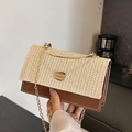 Borsa a tracolla da donna in paglia e pelle marrone con manico dorato e catena - Marrone