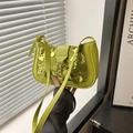 Sac à bandoulière à paillettes vert clair avec fine sangle et fermoir doré chic - Vert