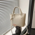 Cremeweiße Vintage Eimertasche mit Struktur und goldenem Schriftzug für Damen - Weiß