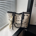 Sac fourre-tout graffiti blanc avec anses noires et charmant pendentif lapin - Avec Pendentif / Noir