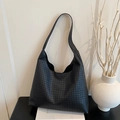 Bolso hobo tejido negro con textura de tablero de ajedrez y gran capacidad - Negro