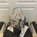 Bolso cubo de lentejuelas plateadas para mujer con correa de cadena y cordón - Plateado