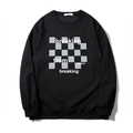 Felpa da uomo oversize nera con stampa a scacchi e scritte grafiche personalizzate - XL / Nero