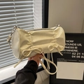 Bolso cilíndrico crema minimalista con pliegues y detalles de lazos decorativos - Blanco Roto