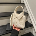 Secchiello chic bianco panna con design creativo a colletto e tracolla regolabile - Bianco