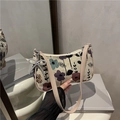 Vintage floral underarm bag in beige canvas with a delicate silver butterfly pendant - Purple Floral Style (Style 1)