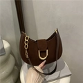 Sac hobo marron foncé en daim rétro avec chaîne dorée et boucle décorative en D - Marron
