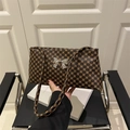 Borsa a spalla marrone vintage con monogramma, fibbia a fiocco argento e cinturini - Monogramma Caffè