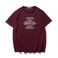 T-shirt bordeaux a maniche corte con stampa vintage Brooklyn Athletic Dept e vestibilità comoda - XL / Rosso Vino