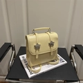 Sac à dos minimaliste en similicuir jaune crème avec breloques étoiles pour femmes - Jaune