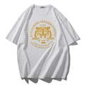 T-shirt bianca ampia con stampa a testa di tigre dorata e scritte in stile streetwear - M / Stile Testa di Tigre - Bianco (T6182)