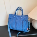 Borsa tote in velluto a coste blu con tasche multiple e tracolla regolabile - Blu