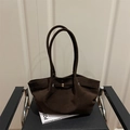 Bolso tote retro marrón oscuro en gamuza con elegante hebilla dorada de adorno - Marrón