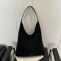 Grande borsa tote in pelle scamosciata nera con testo moda e tracolla liscia - Nero