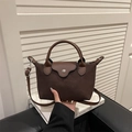 Mini borsa a mano in pelle scamosciata caffè con tracolla regolabile e fibbia - Marrone