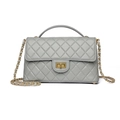 Bolso gris acolchado con cadena, cierre giratorio dorado y asa de piel chic - Twilight Gray