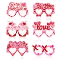Set van 6 papieren brillen voor Valentijnsdag met glitterhartjes en romantische tekst - Valentijnsbril Stijl C