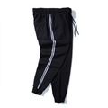 Pantaloni sportivi da uomo taglie forti neri con strisce bianche e coulisse - 3XL / Nero