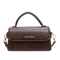 Bolso de mano vintage de cuero marrón oscuro con textura plisada y bandolera - café