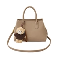 Sac cabas beige gris grainé avec pendentif ours et bandoulière réglable - Avec Pendentif / Sable