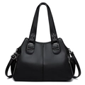 Borsa tote classica in pelle nera con trama a grana e tracolla regolabile - Blu