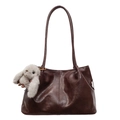 Sac cabas rétro en cuir marron avec bandoulières et charmant lapin en peluche gris décoratif - Avec Pendentif / café