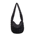 Bolso de hombro acolchado negro de nailon ligero con diseño de media luna - Pequeño / Negro