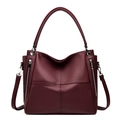 Grand sac cabas bordeaux à motif litchi avec bandoulière et détails de zip en métal - Rouge