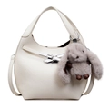 Bolso cubo blanco roto textura lichi con colgante de conejo gris y hebilla de metal - Con Colgante / Blanco Roto