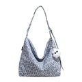 Bolso tote de lona con flores azules y blancas con correas largas y colgante de peluche - Azul