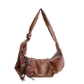 Borsa sottobraccio a pieghe marrone scuro in pelle PU con ciondolo a nappa vintage - Con Ciondolo / Marrone