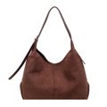 Minimalistische dunkelbraune Wildleder-Hobo-Tasche mit verstellbarem Lederriemen - Mit Anhänger / Braun