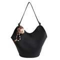 Sac fourre-tout noir en cuir grainé avec ouverture incurvée et charmant ours - Avec Pendentif / Noir