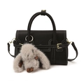 Borsa a mano minimalista in pelle nera con cuciture bianche e ciondolo a forma di coniglio - Con Ciondolo / Nero