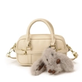 Elegante borsa beige a tracolla con ciondolo a coniglietto e dettagli dorati - Con Ciondolo / Grigio Beige