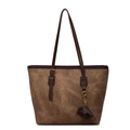 Grande borsa tote vintage marrone in finta pelle invecchiata con ciondolo a elefante - Marrone