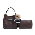 Dunkelbraune Beuteltasche aus Leder mit Reißverschlussetui und Hundeanhänger - Mit Anhänger / Braun