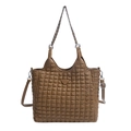 Bolso tote acolchado marrón con asa de cadena metálica y correa ajustable de cuero - Caqui