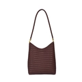 Dunkelrote gewebte Schultertasche für Damen mit elegantem Bogen und goldener Hardware - Braun