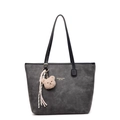 Bolso tote gris oscuro retro con acabado mate y un lindo adorno de oso de peluche - Con Colgante / Negro
