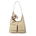 Borsa tote beige minimalista in pelle con doppie tasche frontali e ciondolo a coniglio - Con Ciondolo / Grigio Beige