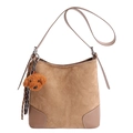 Borsa a secchiello minimalista in camoscio cammello con ciondolo orsetto e tracolla - Con Ciondolo / Cachi