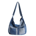 Borsa tote patchwork in denim blu con doppie tasche frontali e tracolla regolabile - Azzurro