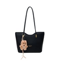 Sac fourre-tout noir texturé avec bords ondulés, lettrage doré et charme ours en peluche - Avec Pendentif / Noir