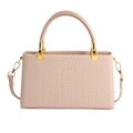 Borsa a mano intrecciata beige minimalista con manico, logo moda e dettagli dorati - Cachi