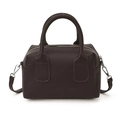 Dunkelbraune Bowlingtasche aus Leder mit Lychee-Muster, Tragegriffen und Gurt - Kaffeebraun