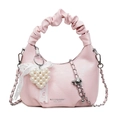 Rosa plissierte Mini-Tasche mit Metallkette und dekorativem Perlenherz-Anhänger - Mit Anhänger / Rosa