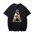 Loses schwarzes T-Shirt mit goldenem A-Druck und traditionellem Wolkenmuster - M / Schwarz